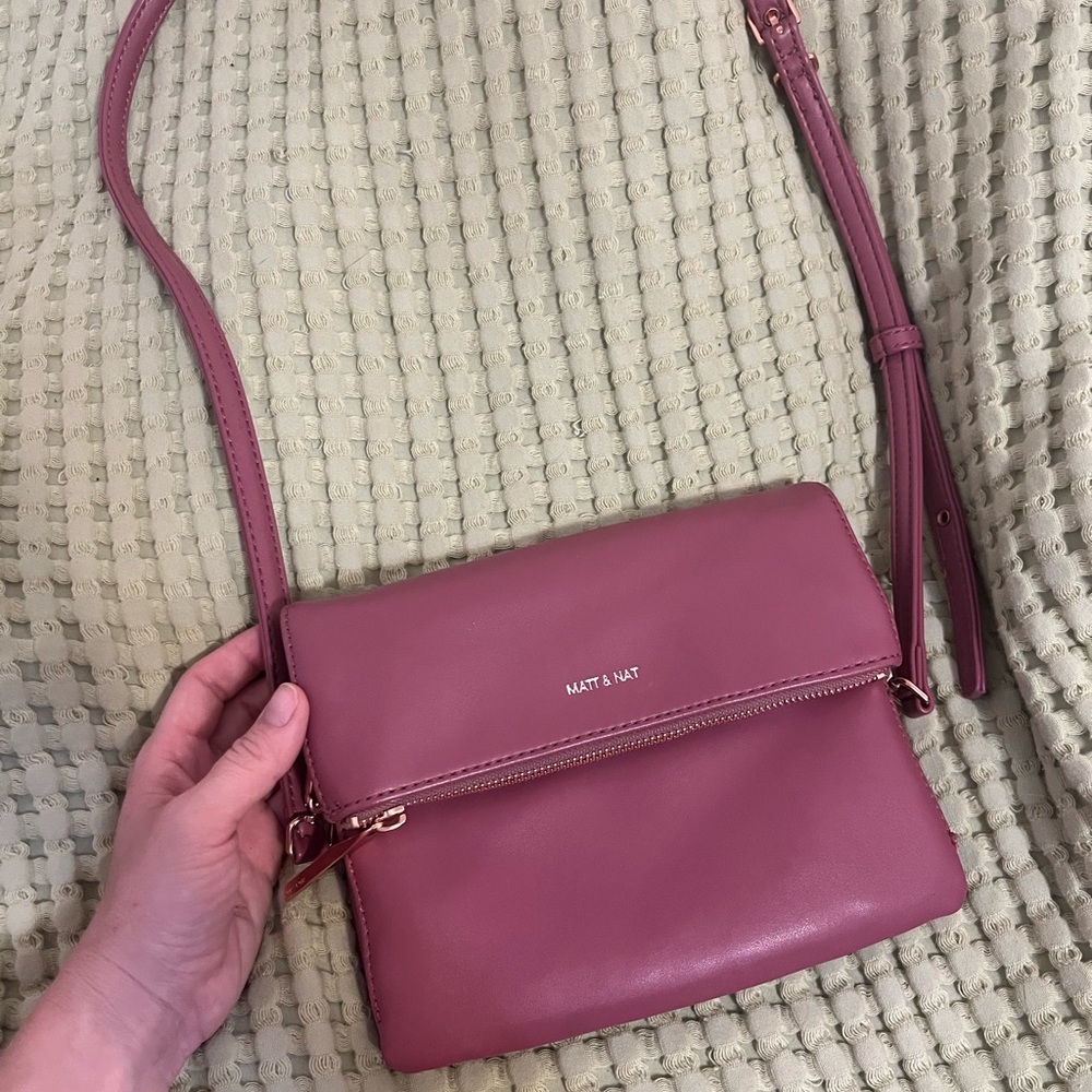Vegan Matt & Nat Crossbody Bag Rose Gold Pink